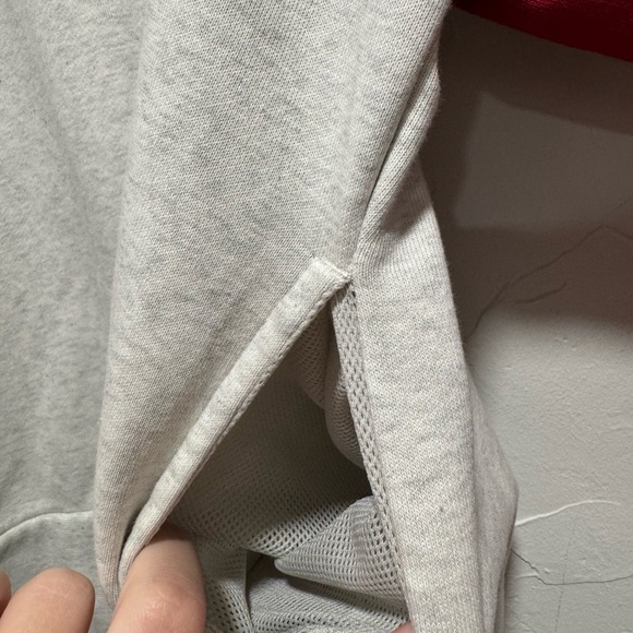 Nike 1/2 zip pullover women’s medium - Picture 4 of 5